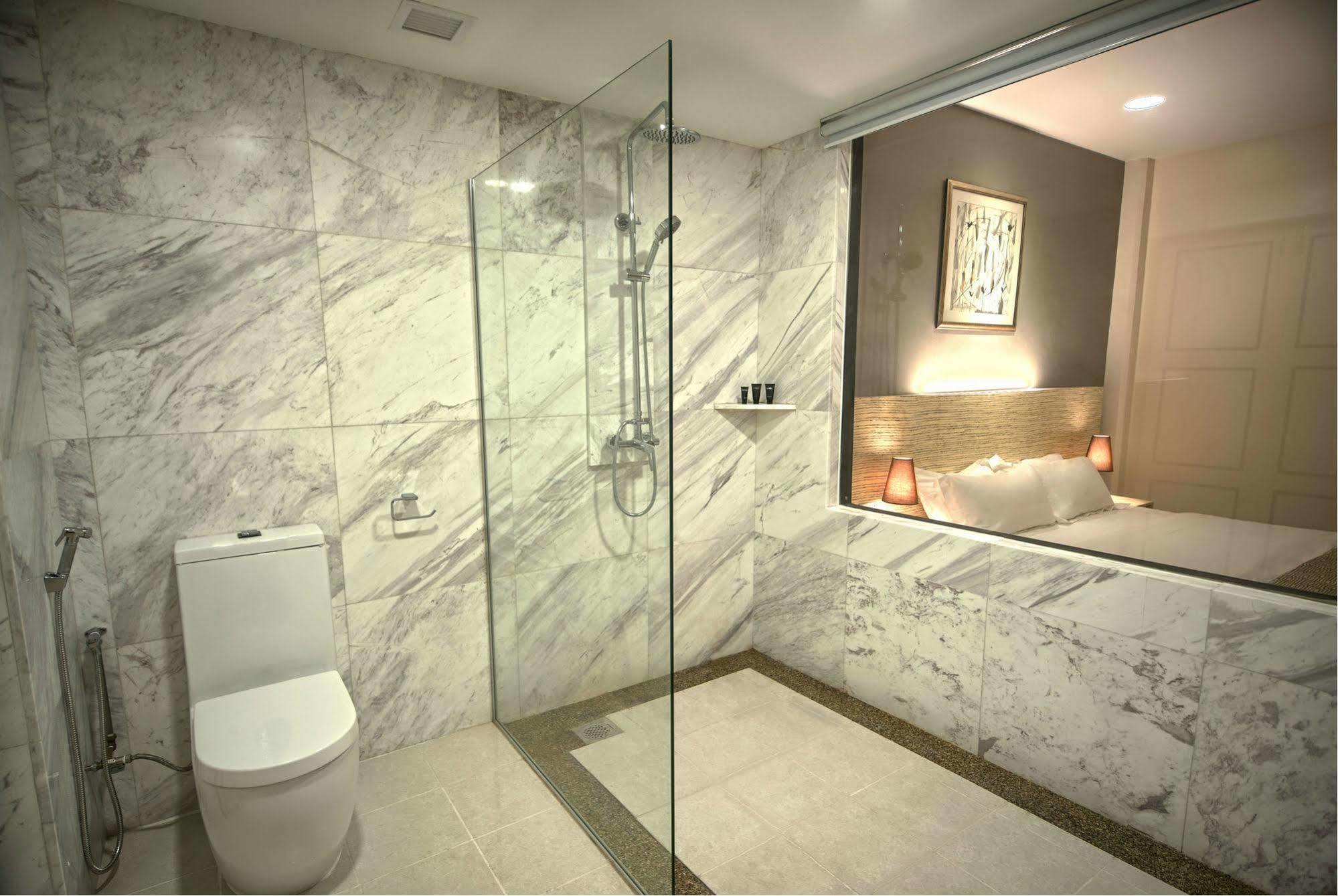 Khách sạn Raintr33 Singapore